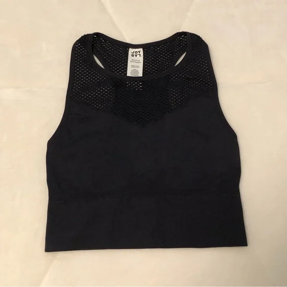 2 Cropped Workout Tanks - Picture 3 of 4